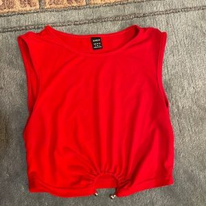 Cropped red muscle tee